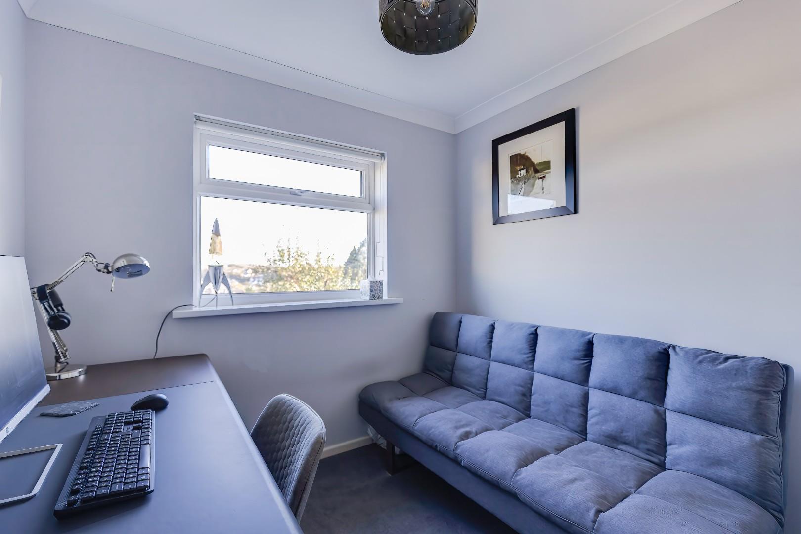 4 Bowmans Way, Cowbridge, Vale of Glamorgan, CF71 7AW